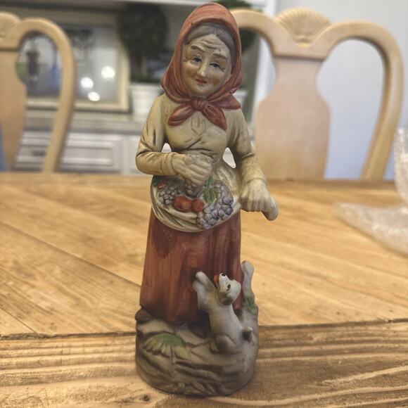 Homco Old Woman Figurine Dog Fruit Basket Grapes Puppy Lady Porcelain 1417 - Picture 1 of 10